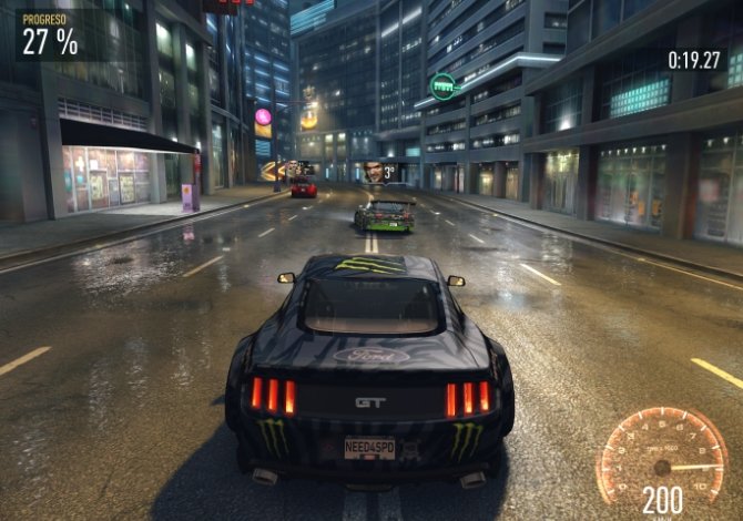 Carreras nocturnas huyendo de la policía, un clásico en Need for Speed