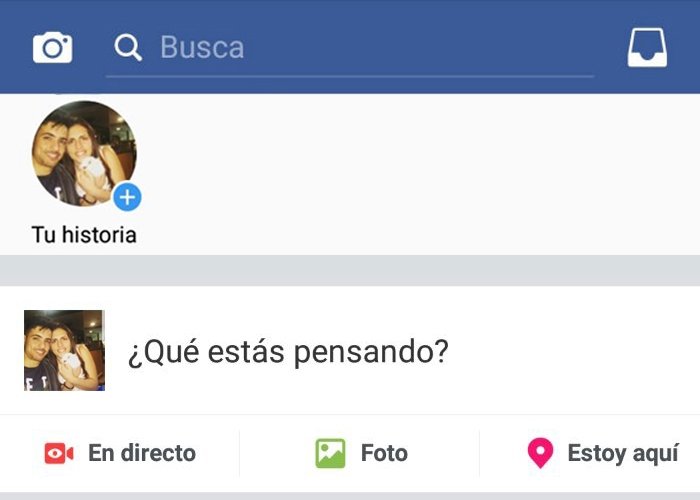 Facebook Stories en la parte superior de la app