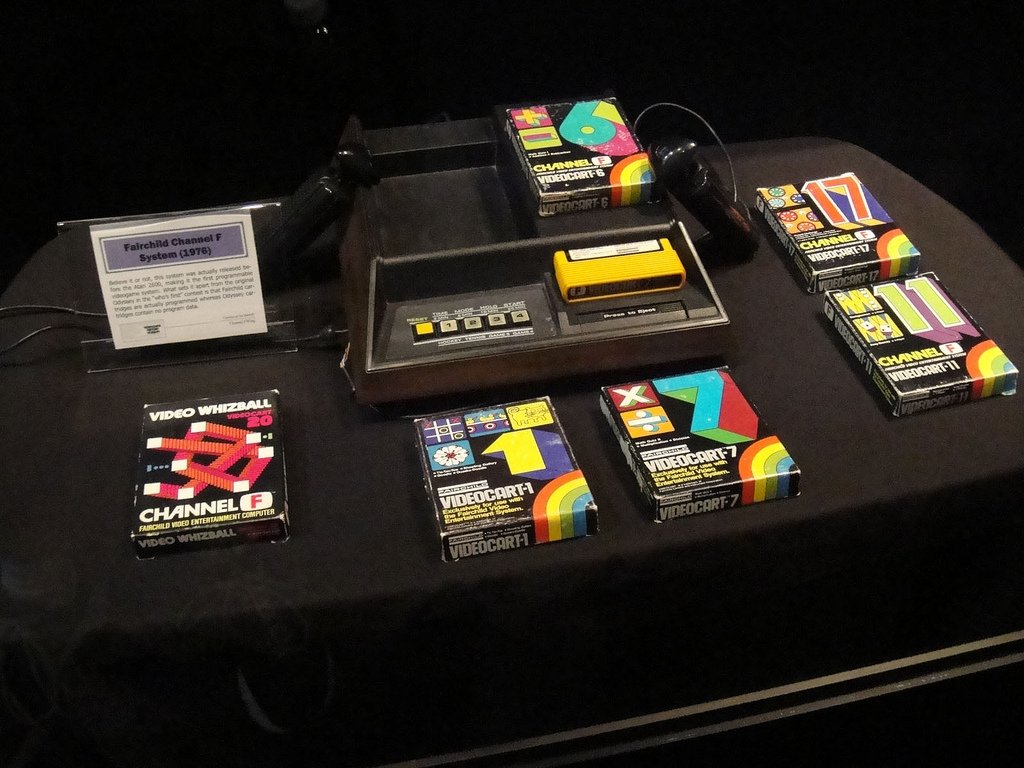 Fairchild Channel F expuesta en el E3 2011
