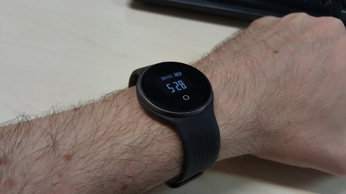 GME1 de Geeksphone es un reloj para quien busca controlar de manera sencilla su actividad física