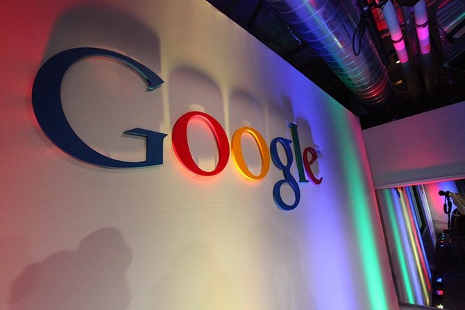 Lo común hasta ahora eran buscadores que reemplazaban a Google