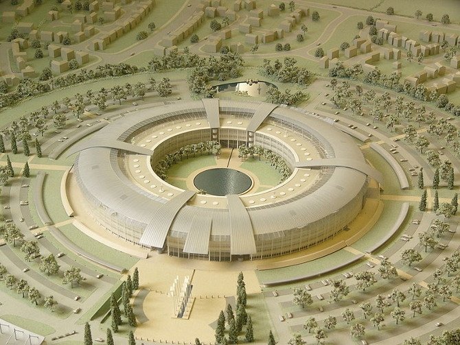 Maqueta del Cuartel General de GCHQ