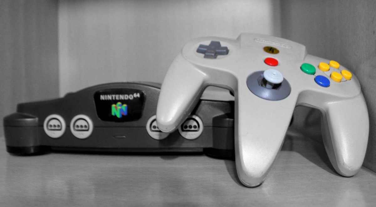 Nintendo 64 y su mando