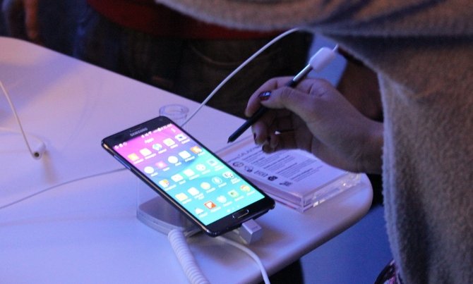 Samsung Galaxy Note 4, primeras impresiones del phablet más deseado - imagen 7