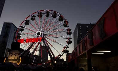 Buen intento Mr. Robot, pero hackear una SIM así es ciencia ficción