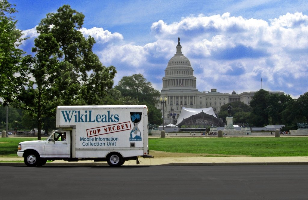 WikiLeaks se llevaría algo de esta información desclasificada