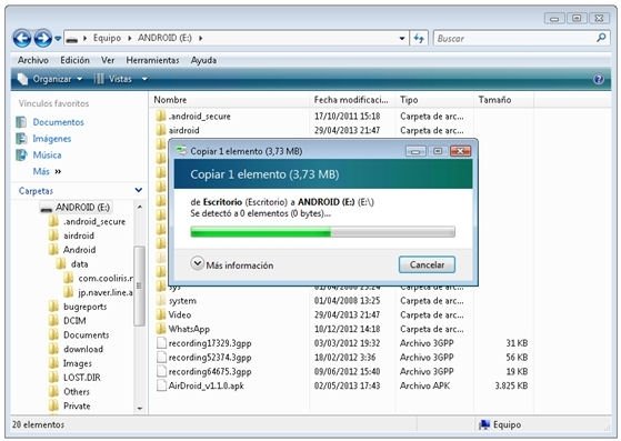 Transferencia del archivo APK al dispositivo Android con el explorador de Windows