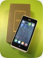 Teléfono Geeksphone Keon usado durante la demostración