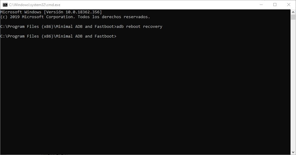 adb reboot recovery en ejecución