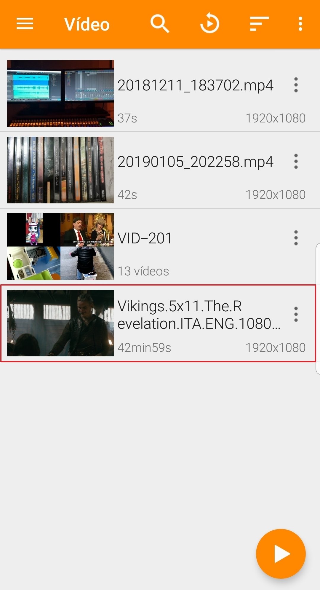 Biblioteca de vídeo en VLC, con el archivo MKV resaltado