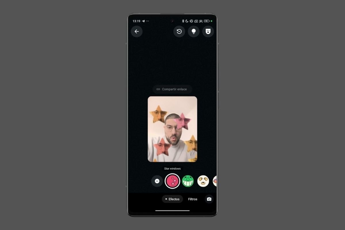 En Android toca conformarse con los efectos especiales y los fondos, por el momento