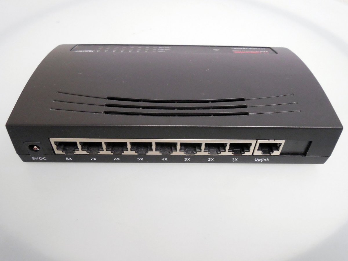 En Riffle cada router de la red actúa como un proxy