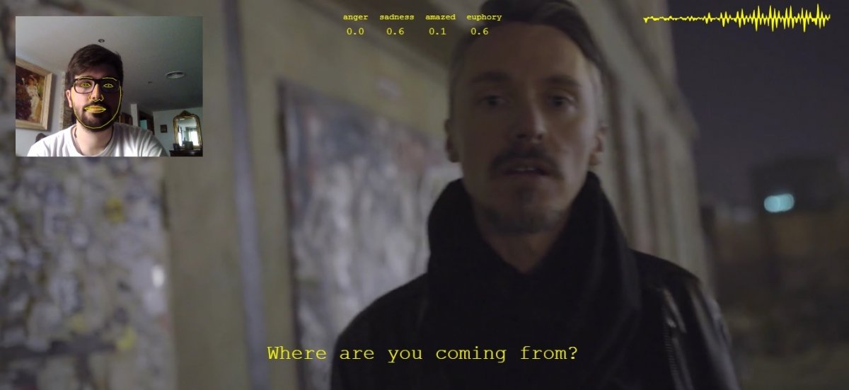 Este soy yo intentando entrar al Berghain, y el otro es Sven, que no me va a dejar