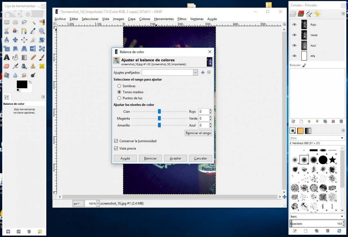 GIMP abierto con un proyecto
