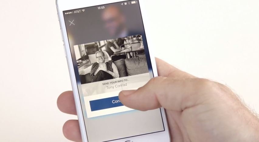 Intro, la nueva aplicación de About.me para las tarjetas virtuales - imagen 2