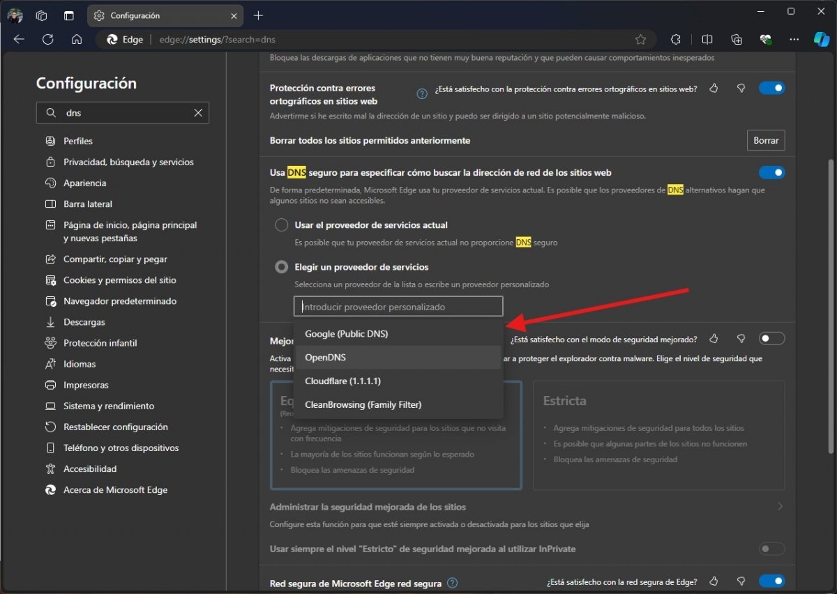 La configuración DNS del explorador te puede ayudar a acceder a WhatsApp Web