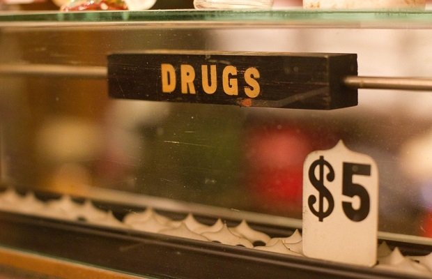 Las drogas no son gratis, y en i-Doser tampoco