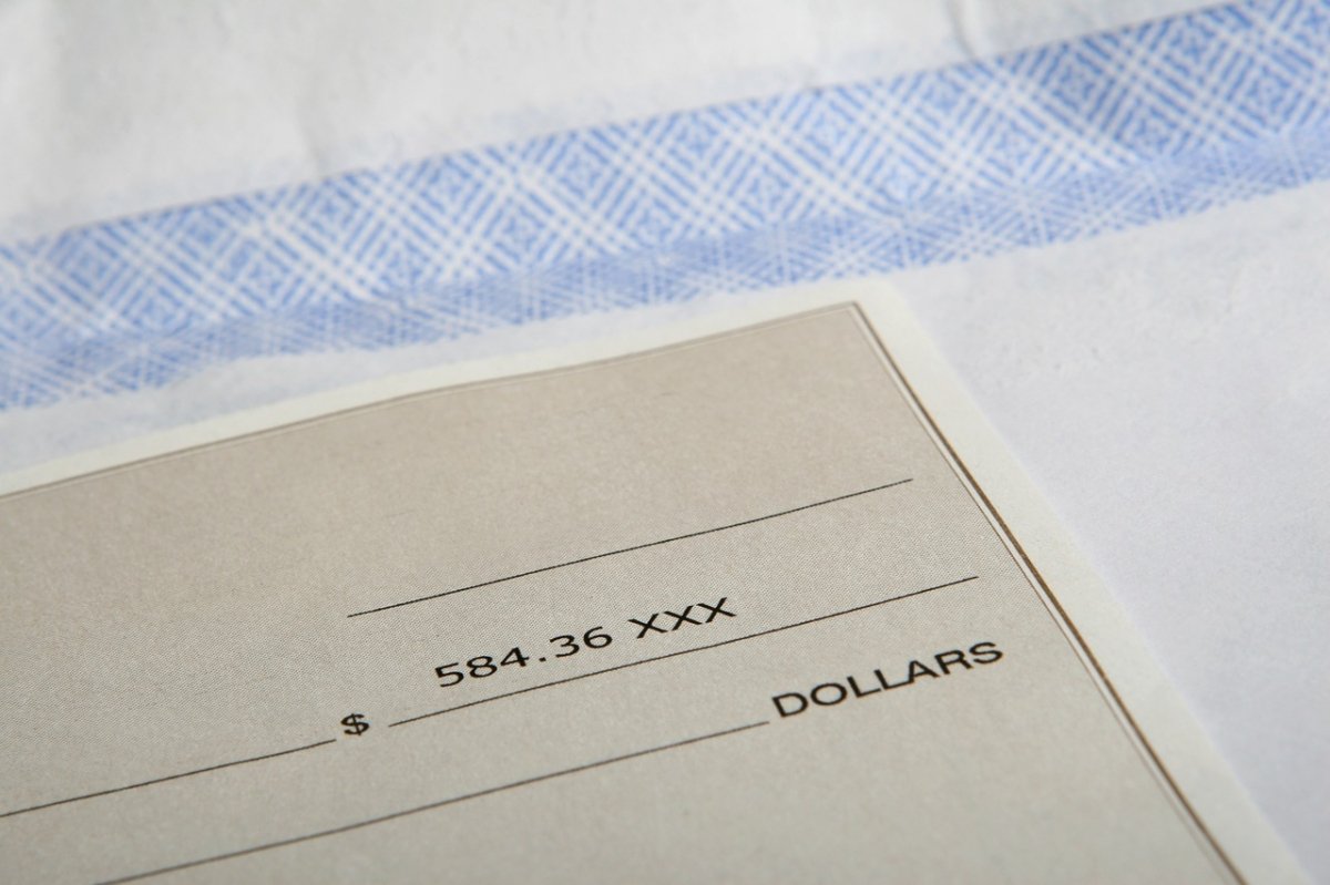 Los cheques también se conideran dinero fiduciario