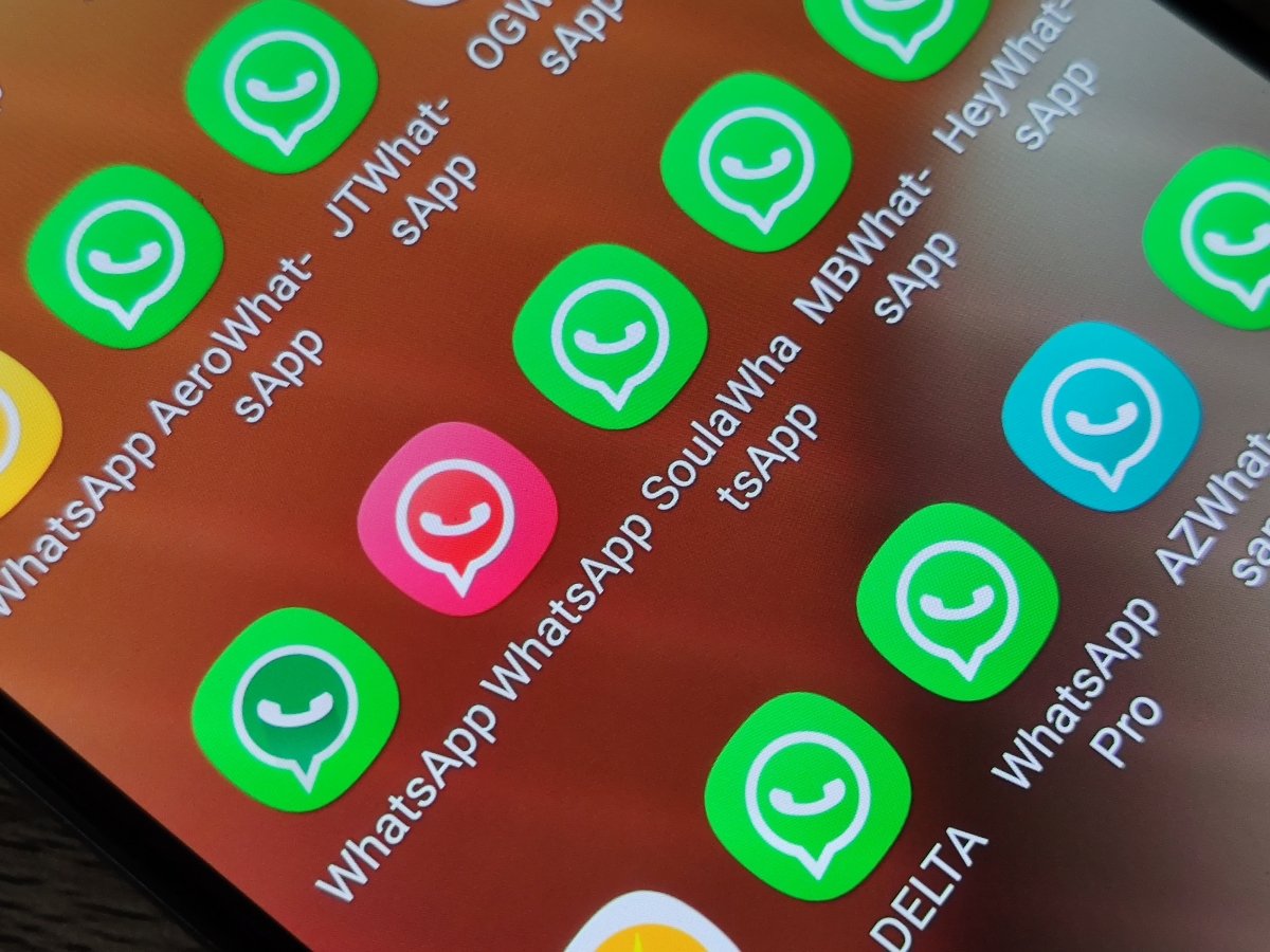 Los mejores MODs de WhatsApp instalados en nuestro teléfono