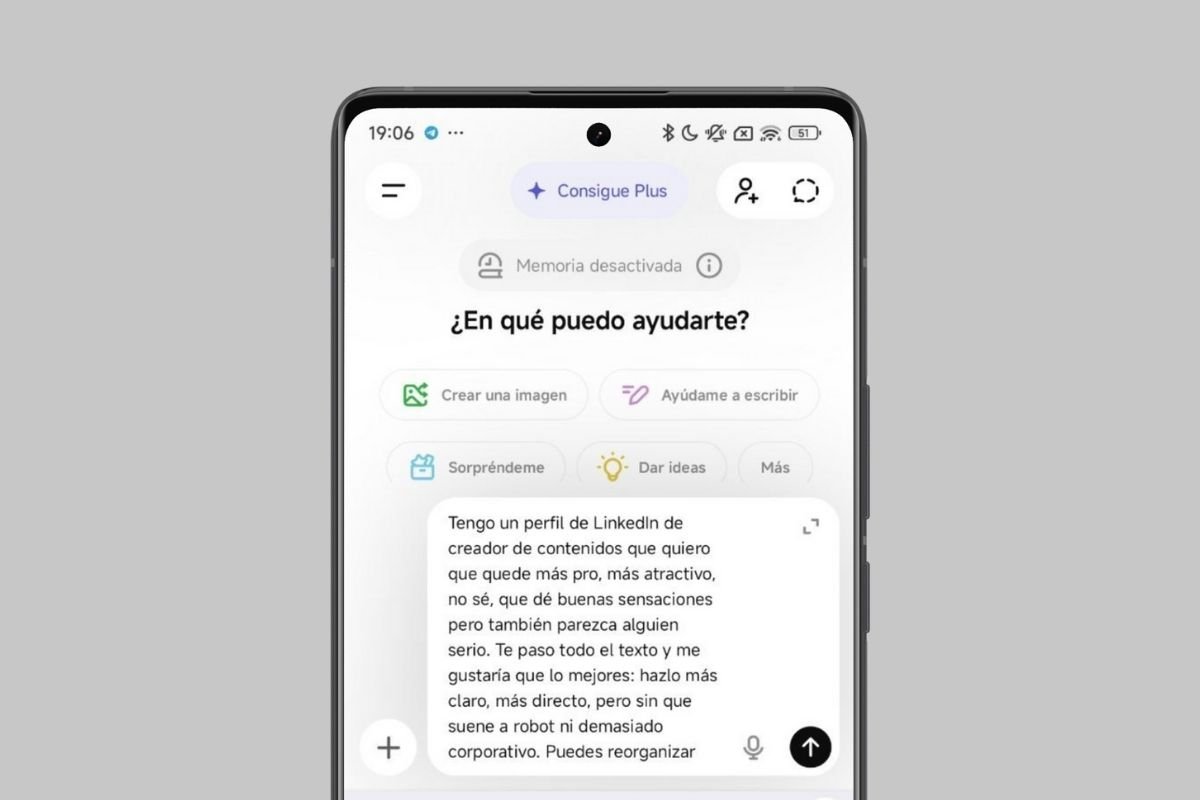 No te compliques con los prompts: simplemente explícale a ChatGPT qué necesitas a tu manera