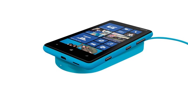 Nokia Lumia 820