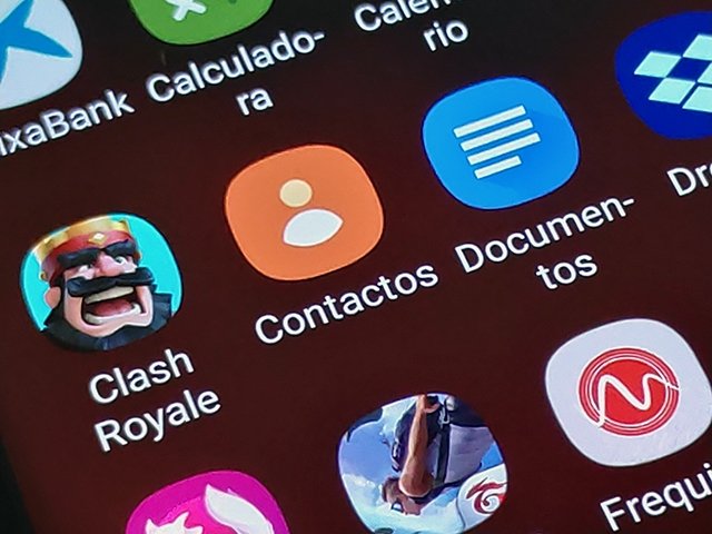 Aplicación contactos Android