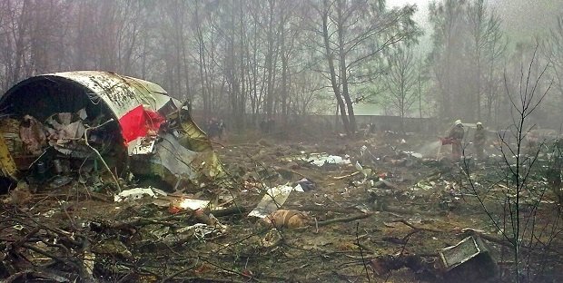 Restos del accidente del Tupolev de las fuerzas aéreas polacas