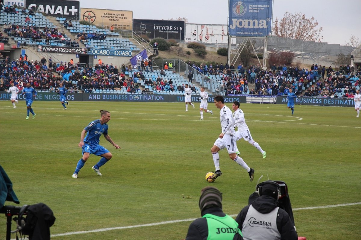 Rojadirecta ya no podrá transmitir partidos de fútbol