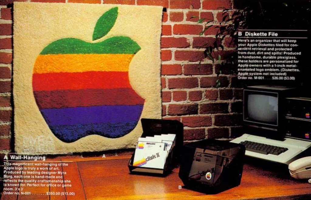 Tapiz bordado a mano con el logo de Apple de 1983