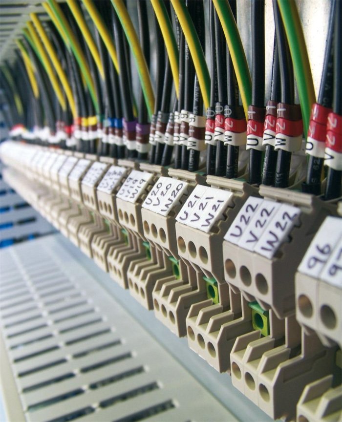 Tecnología PLC Apertura 3