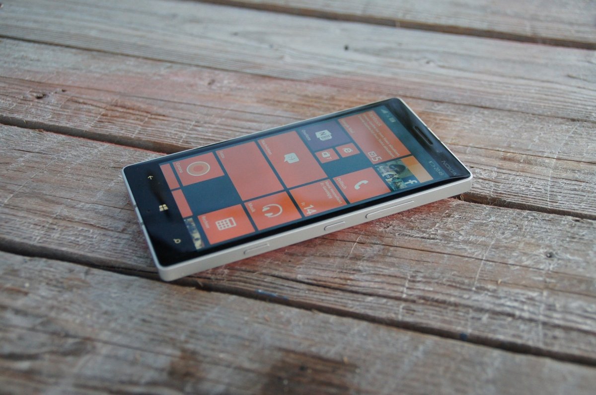 Teléfono Lumia con Windows Phone