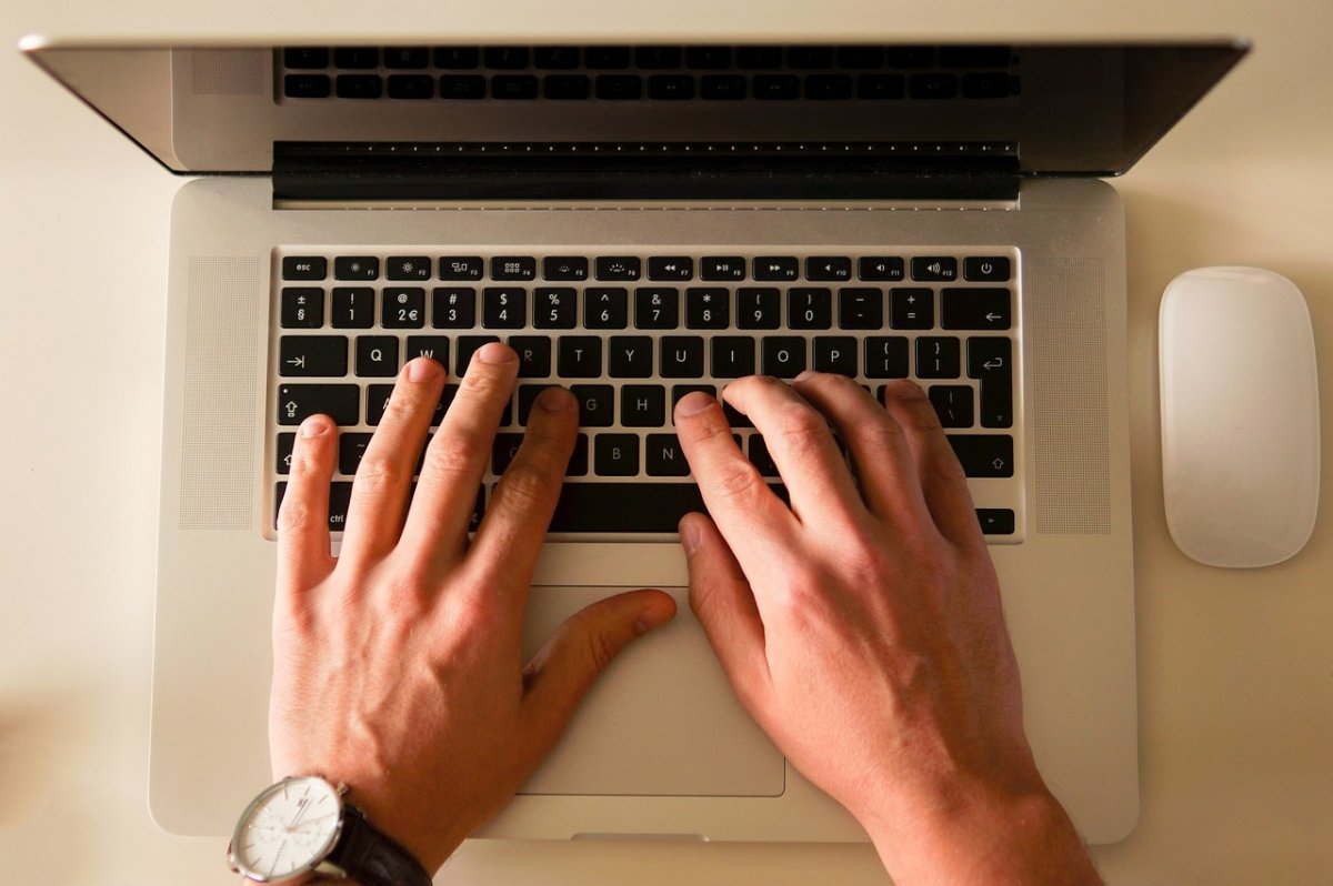 Tenemos que afrontar la compra en Internet con naturalidad