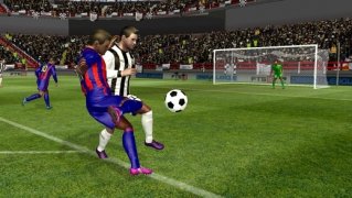 First Touch Soccer 2015 image 3 Thumbnail