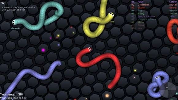 SSSnaker: Il gioco in cui controlli un serpente che spara