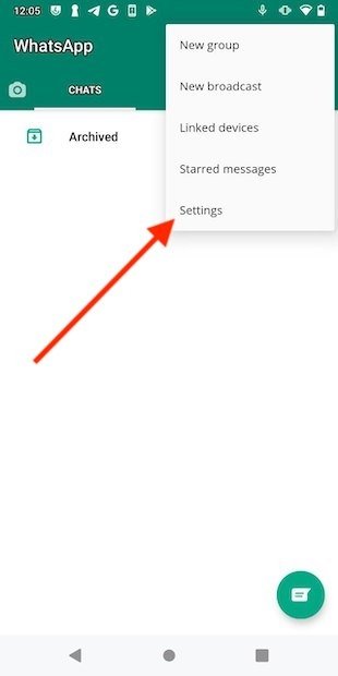Acceder a los ajustes de WhatsApp