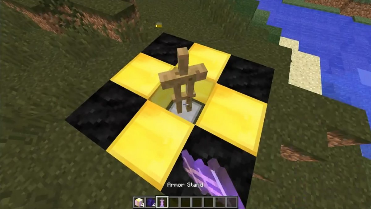 Placement of the blocks and support to summon Herobrine