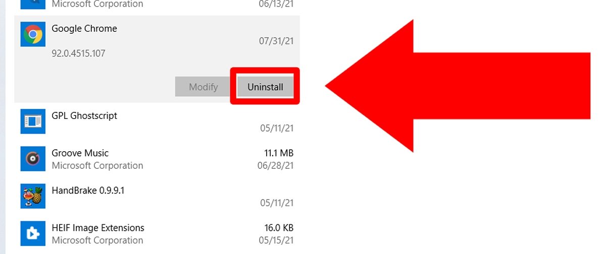Busca Google Chrome y pulsa en Uninstall