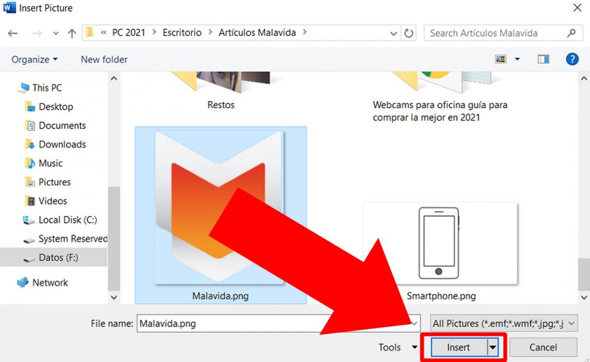 Busca en tu ordenador la imagen y pulsa en Insert
