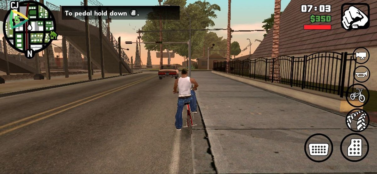 The Android version of San Andreas has some greatly adapted controls