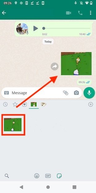 WhatsAppでパックを起動中