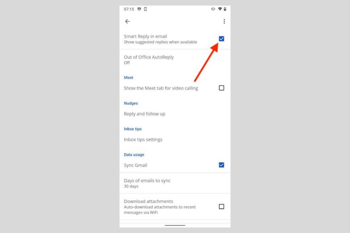 How to enable and disable smart replies in Gmail